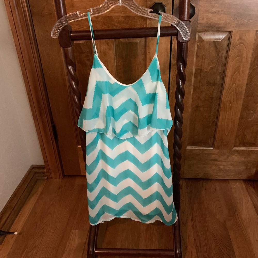 Charlotte Russe Spaghetti Strap Teal and Creme Colored Top - Size XS - Picture 1 of 2